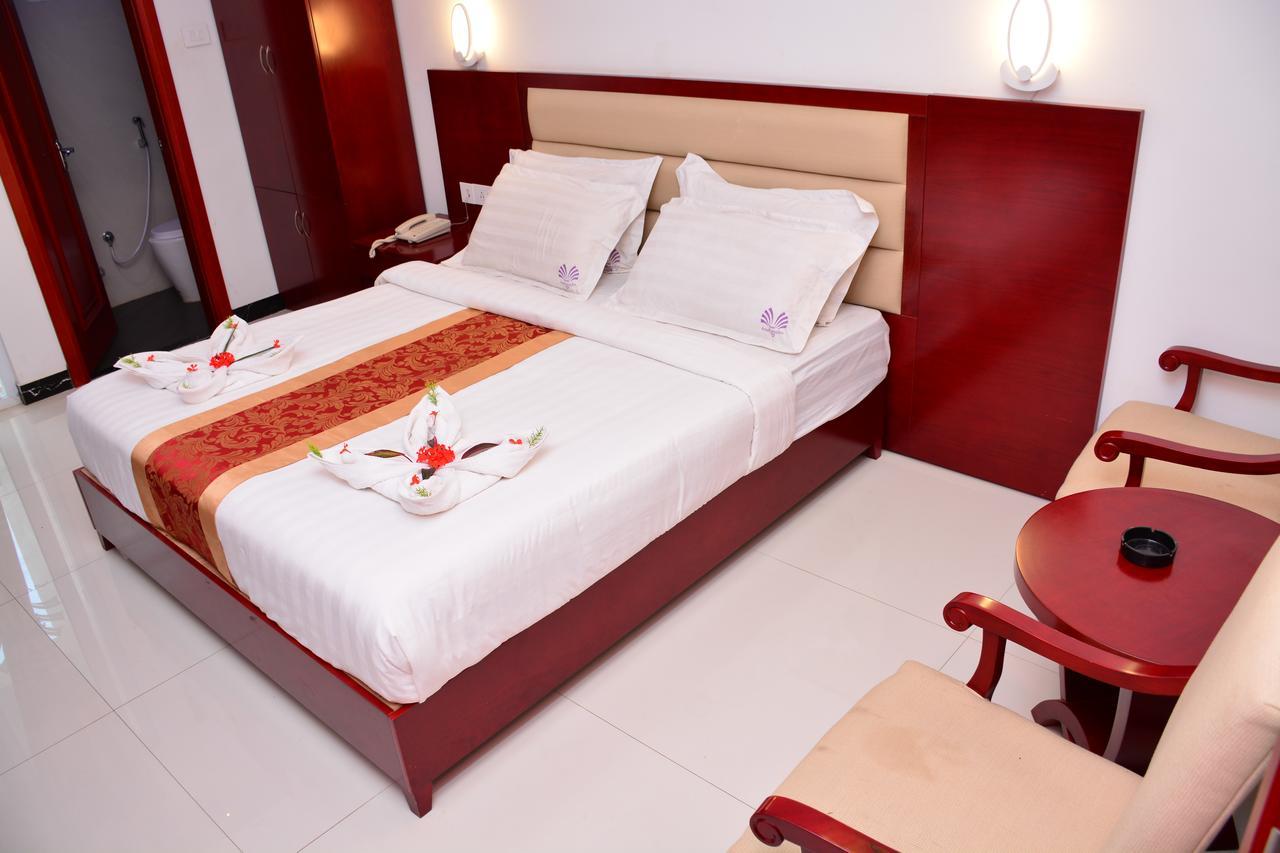 Hotel Aradhana Inn Yercaud Exterior photo