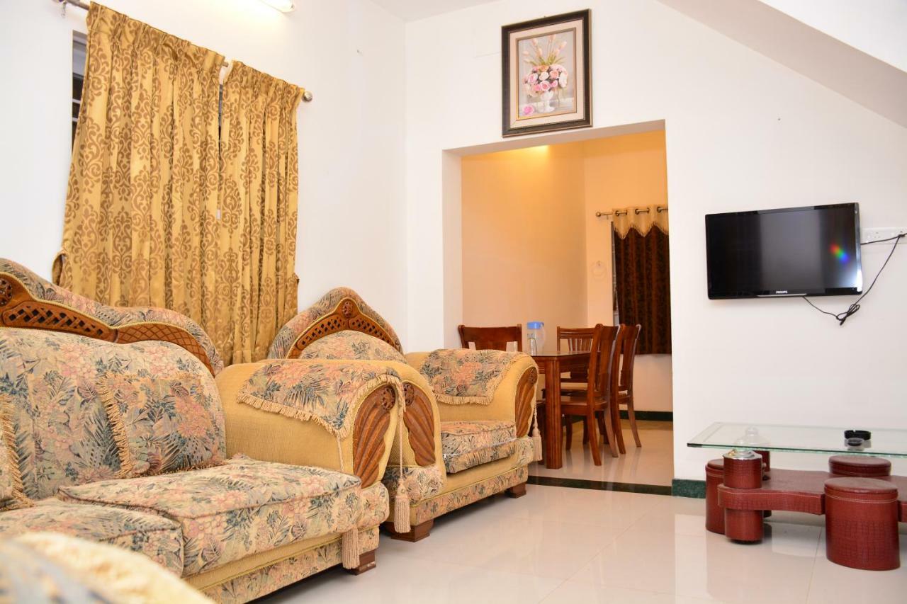 Hotel Aradhana Inn Yercaud Exterior photo